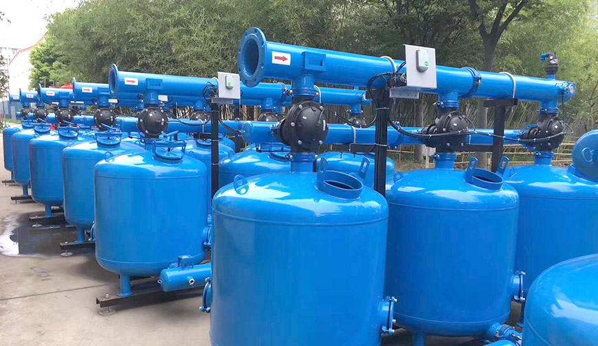 淺層砂過濾器安裝現(xiàn)場(chǎng)